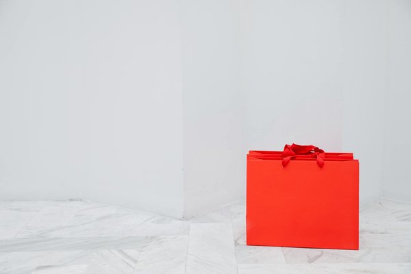 Choisir les Lunettes de Soleil Parfaites pour un Look Bohème Chic: Le Guide Décisif!